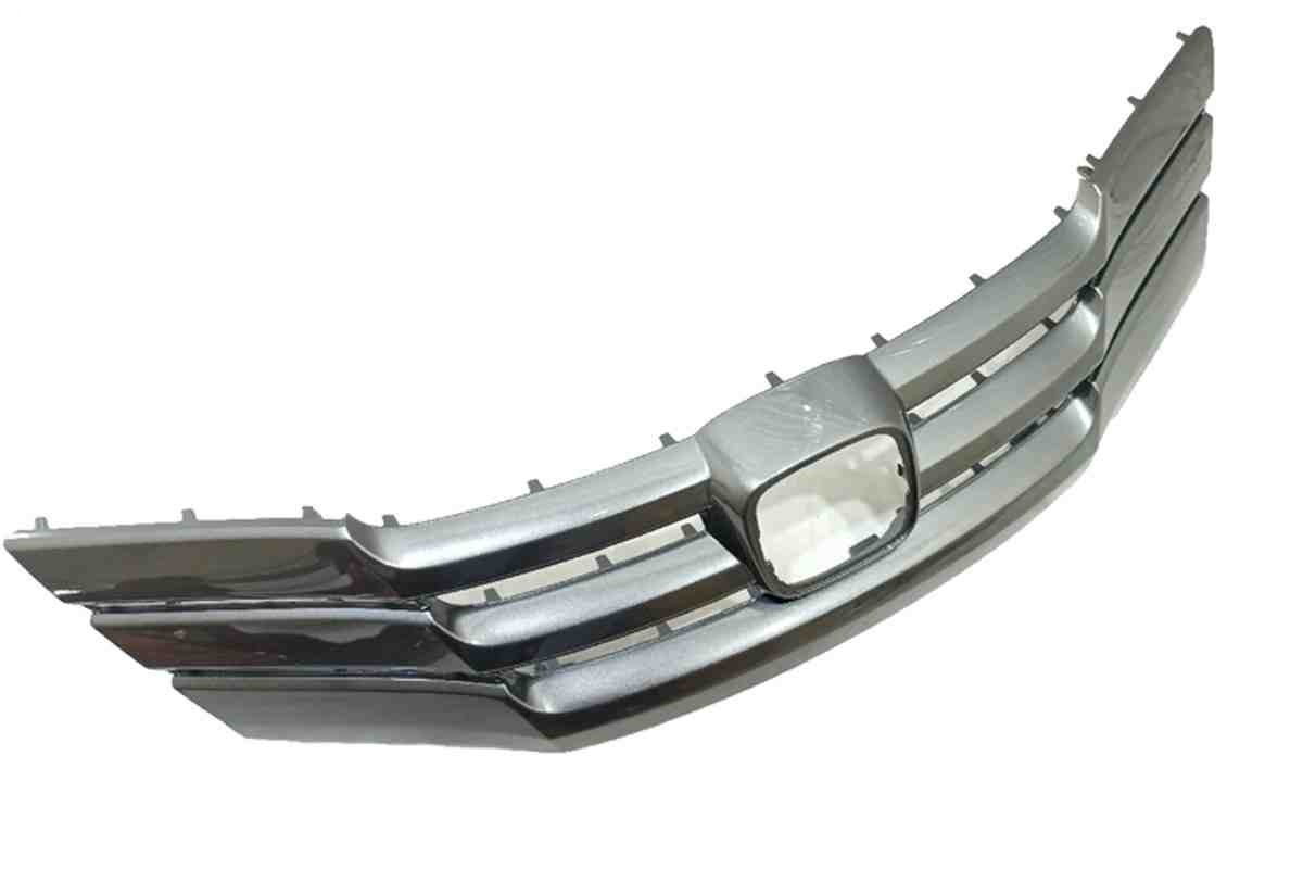 Honda- Grille, MOLDING FR GRILLE NH665M 71122TM0T01ZA