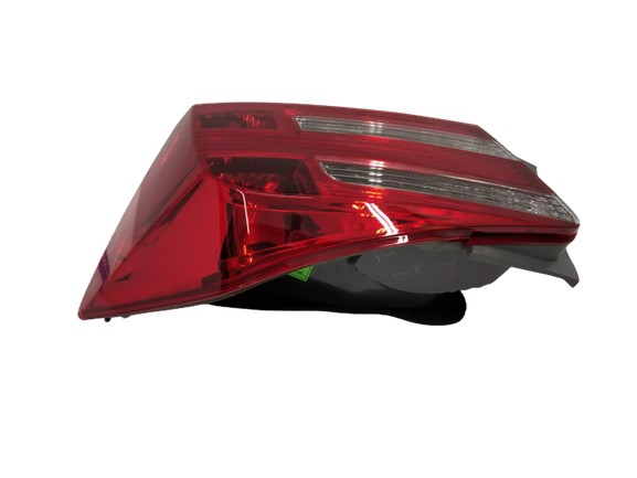 Honda- Taillight, TAILLIGHT ASSY R 33500TM0T11